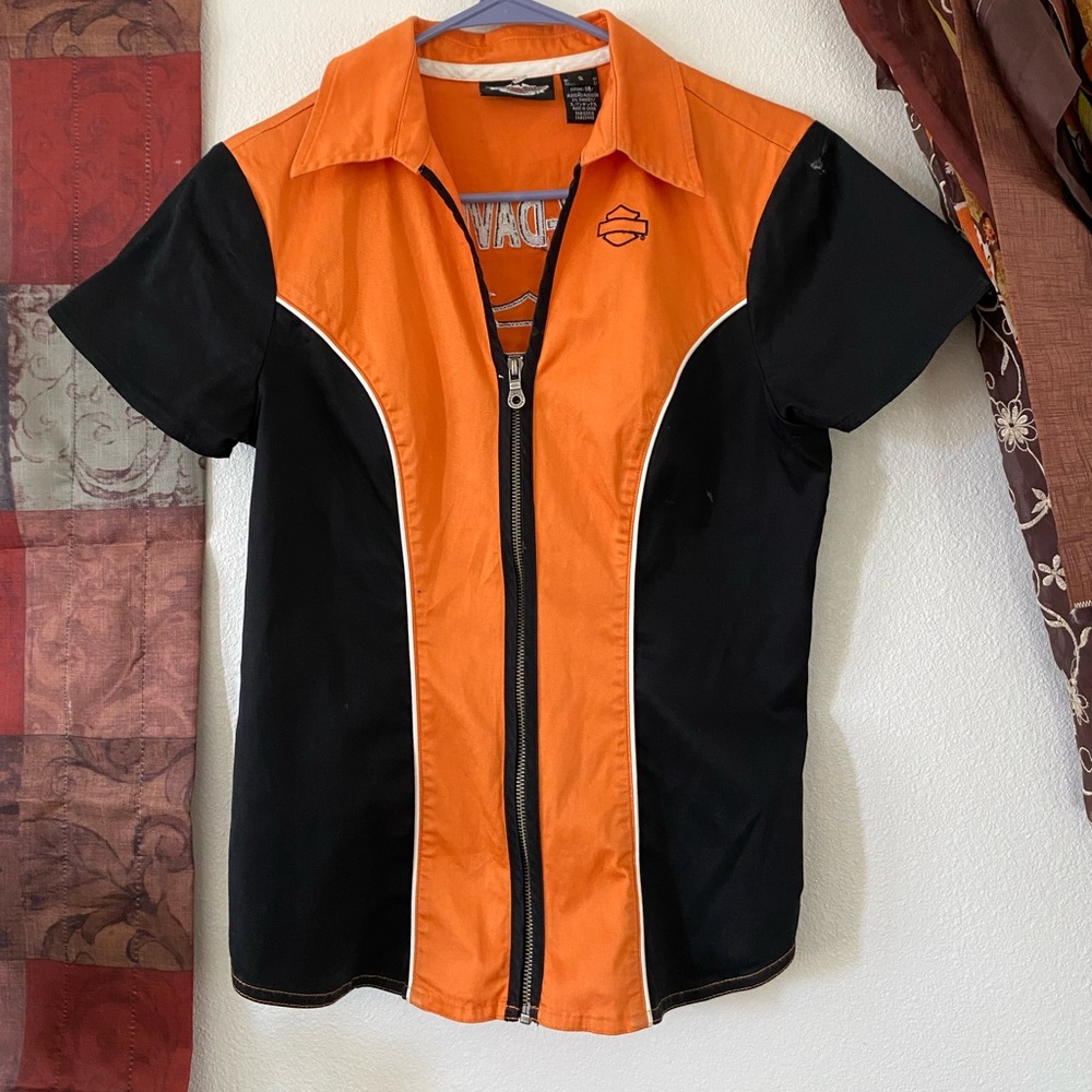 harley davidson zip up shirt.